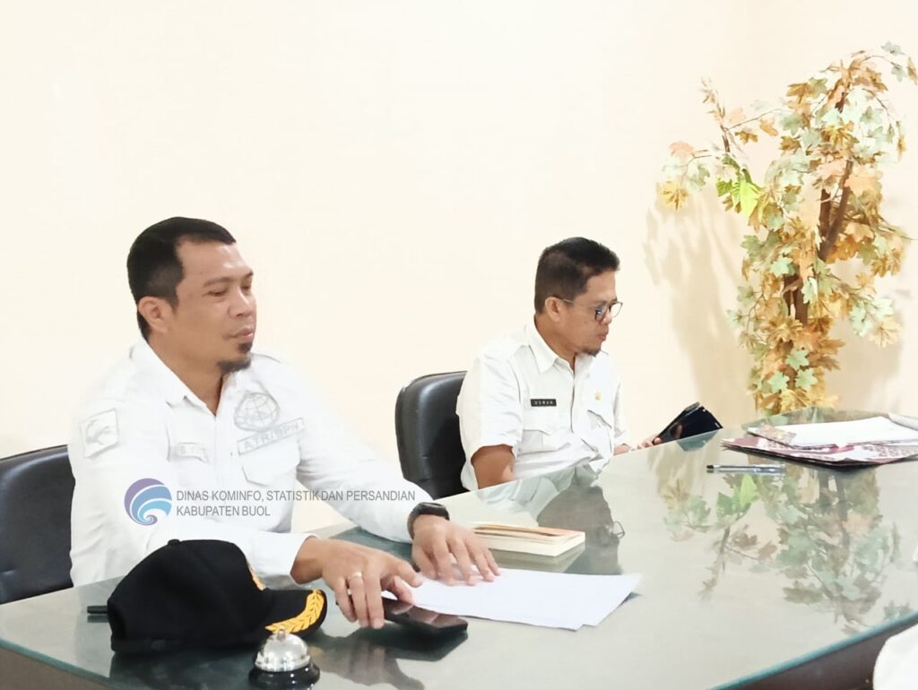 Dalam pertemuan tersebut, Pj. Sekda menegaskan tujuan rapat ini adalah untuk meninjau kembali permohonan izin usaha perkebunan yang telah diajukan selama 12 tahun terakhir kepada Pemerintah Daerah Kabupaten Buol. Ia menekankan pentingnya memastikan keberlakuan dan keabsahan dokumen-dokumen yang telah diajukan.